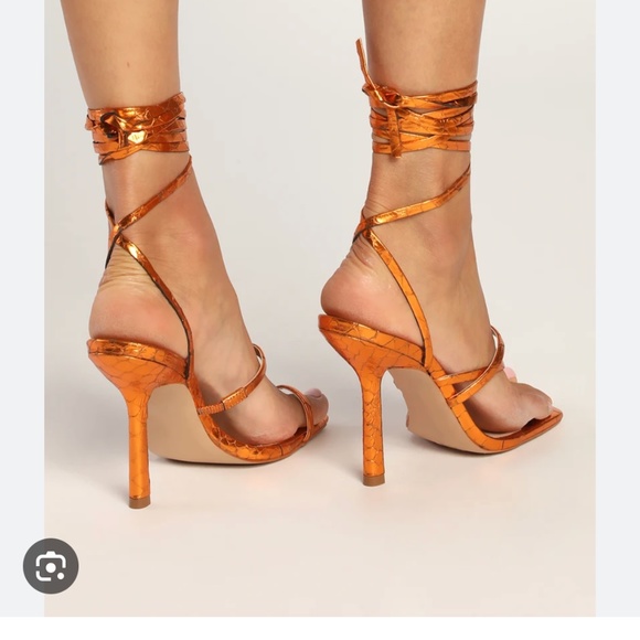 Schutz Leather Sandals ( size 7) - Picture 5 of 7